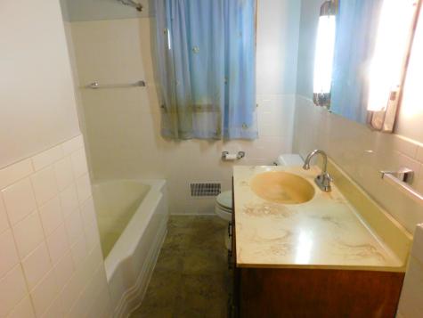 1087 Magnolia Avenue E Saint Paul MN 55106