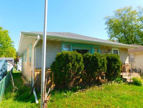 1087 Magnolia Avenue E Saint Paul MN 55106