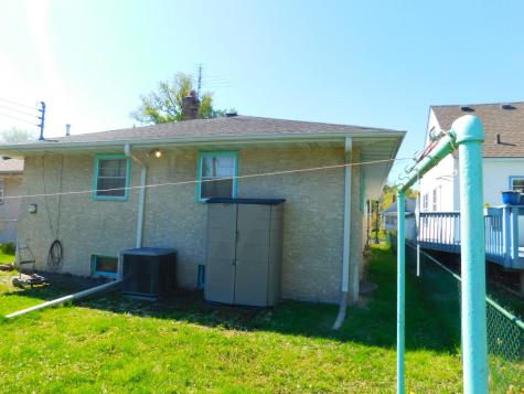1087 Magnolia Avenue E Saint Paul MN 55106