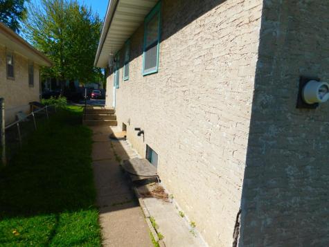 1087 Magnolia Avenue E Saint Paul MN 55106