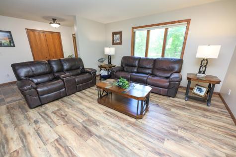 6042 Maple Lane NE Alexandria MN 56308