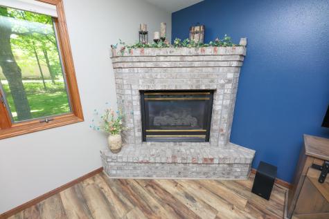 6042 Maple Lane NE Alexandria MN 56308