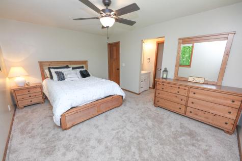 6042 Maple Lane NE Alexandria MN 56308