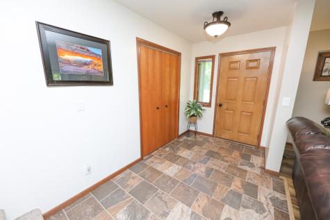 6042 Maple Lane NE Alexandria MN 56308