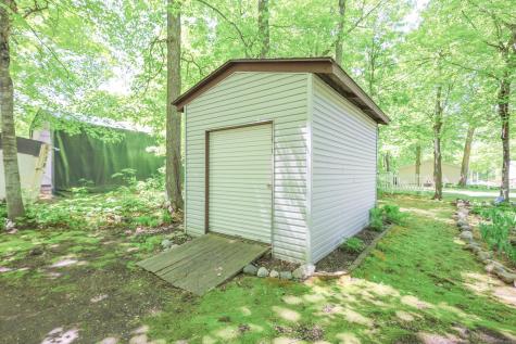 6042 Maple Lane NE Alexandria MN 56308