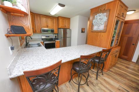 6042 Maple Lane NE Alexandria MN 56308