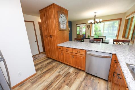 6042 Maple Lane NE Alexandria MN 56308