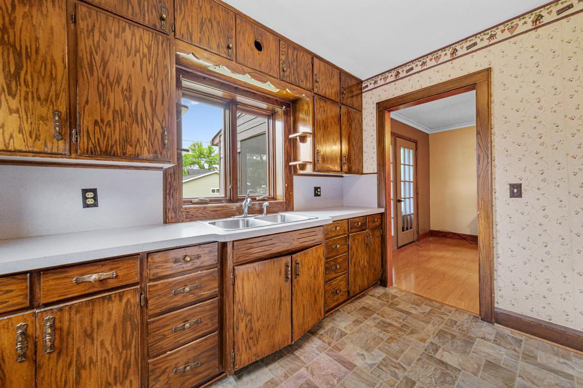 209 E Main Street Arlington MN 55307