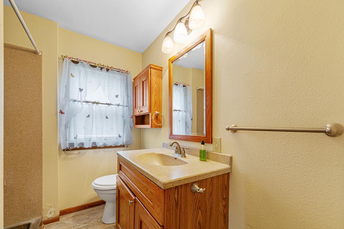 209 E Main Street Arlington MN 55307