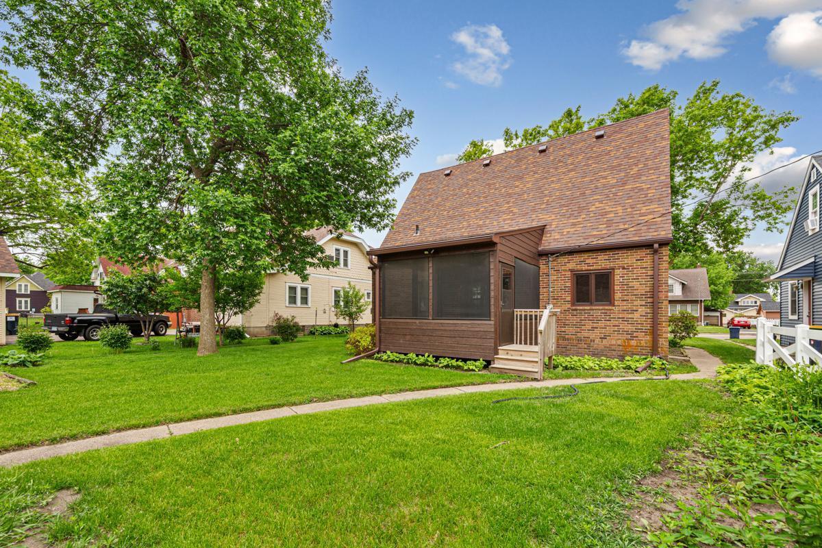 209 E Main Street Arlington MN 55307