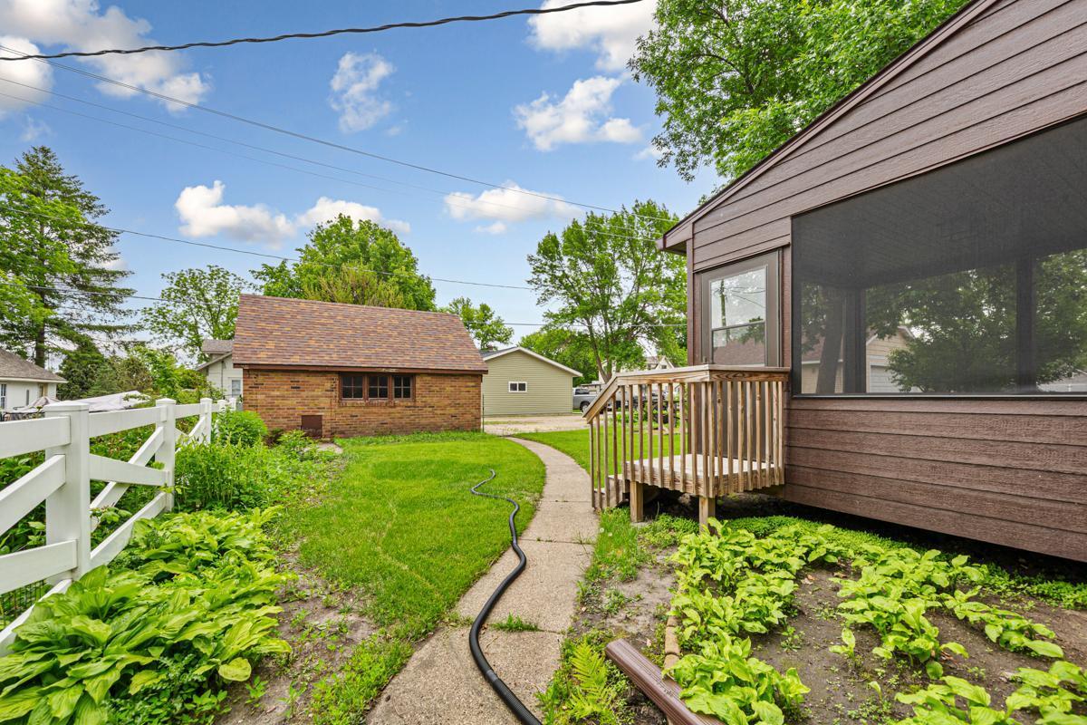 209 E Main Street Arlington MN 55307