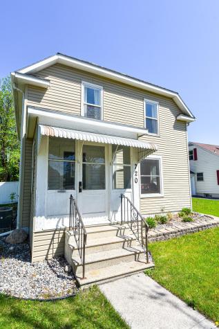 720 Arnold Avenue N Thief River Falls MN 56701