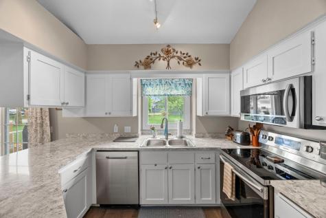 3274 12th Avenue Anoka MN 55303
