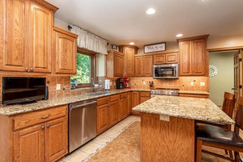 180 Joray Drive Mankato MN 56001