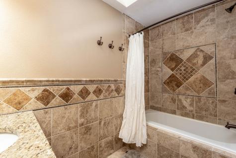 180 Joray Drive Mankato MN 56001