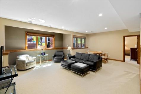 5236 Southern Ridge Lane SW Rochester MN 55902