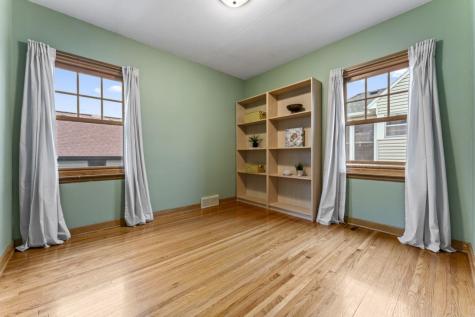 1217 Alameda Street Saint Paul MN 55117