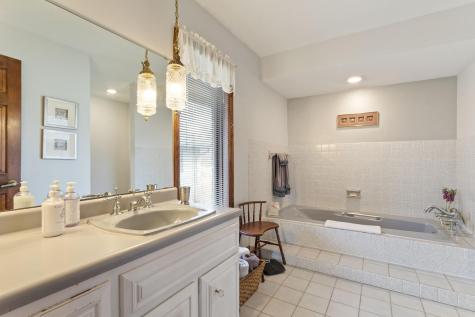 1128 Benton Street Anoka MN 55303