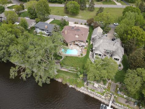1128 Benton Street Anoka MN 55303