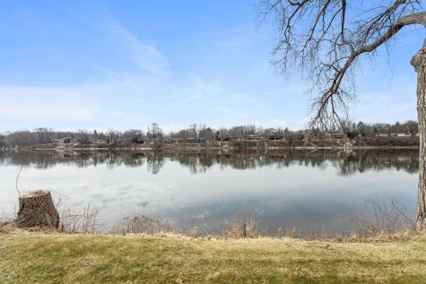 1128 Benton Street Anoka MN 55303