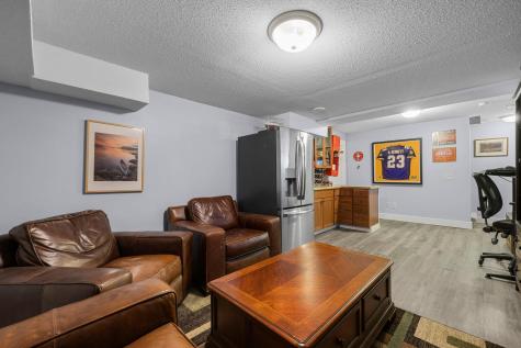 4042 Vincent Ave N Minneapolis MN 55412
