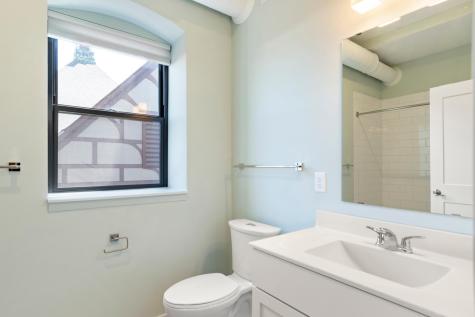 628 E Franklin Avenue Minneapolis MN 55404