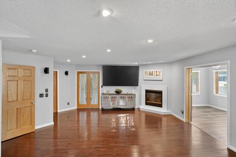 9325 Austrian Pine Avenue N Brooklyn Park MN 55443