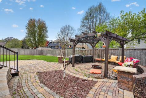 9325 Austrian Pine Avenue N Brooklyn Park MN 55443