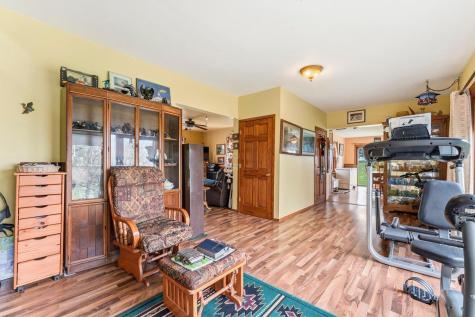 63095 220th Avenue Kellogg MN 55945