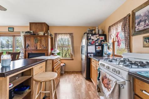 63095 220th Avenue Kellogg MN 55945