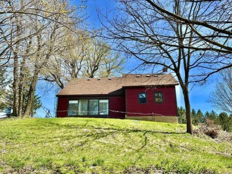63095 220th Avenue Kellogg MN 55945