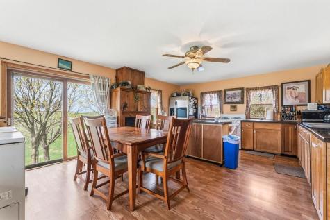 63095 220th Avenue Kellogg MN 55945