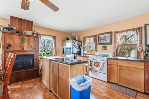 63095 220th Avenue Kellogg MN 55945