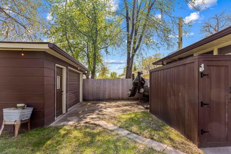 1455 12th Street N Fargo ND 58102