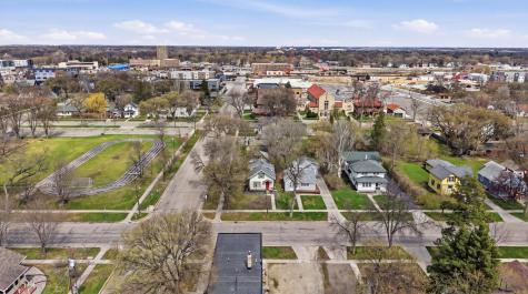 1002 4th Avenue S Moorhead MN 56560
