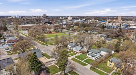 1002 4th Avenue S Moorhead MN 56560