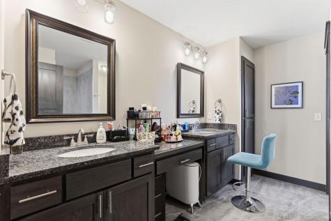 9686 Carbon Court Inver Grove Heights MN 55076