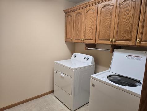 3323 W Prairiewood Drive S Fargo ND 58103