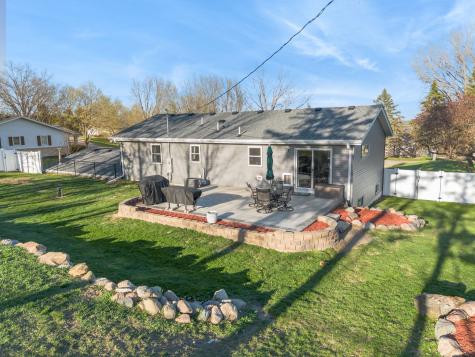 33366 Sibley Heights Lane Le Sueur MN 56058