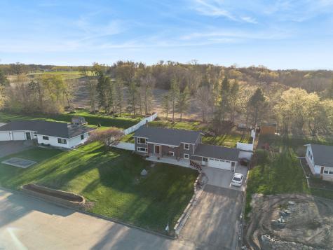 33366 Sibley Heights Lane Le Sueur MN 56058