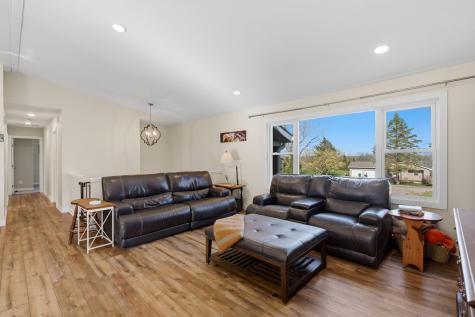 33366 Sibley Heights Lane Le Sueur MN 56058