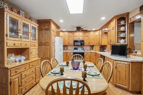 806 6th Avenue SE Pipestone MN 56164