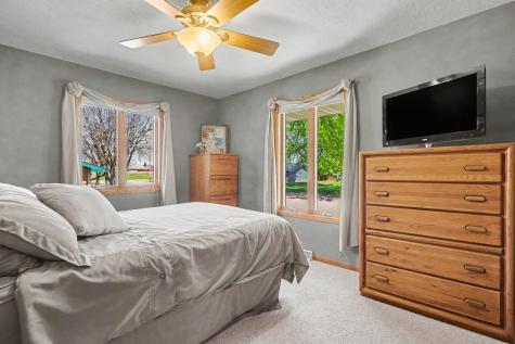 806 6th Avenue SE Pipestone MN 56164