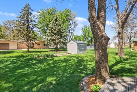 806 6th Avenue SE Pipestone MN 56164