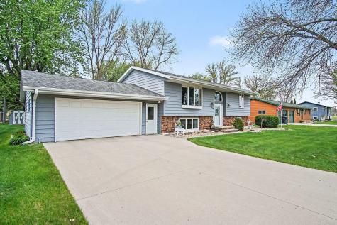 806 6th Avenue SE Pipestone MN 56164