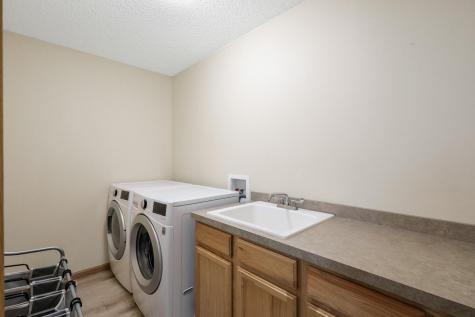 5925 86th Lane N Brooklyn Park MN 55443
