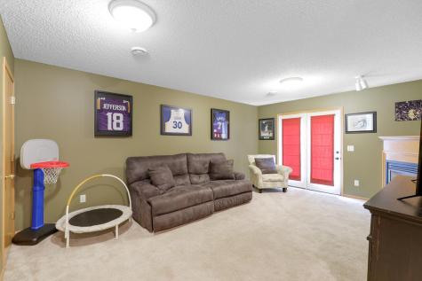 5925 86th Lane N Brooklyn Park MN 55443