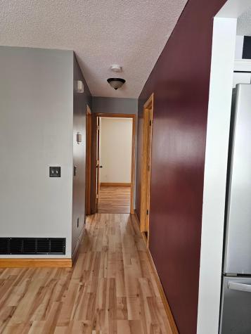 1833 Joes Lake Road SE Cambridge MN 55008