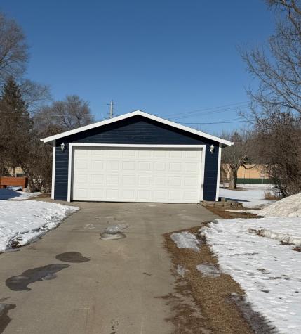 547 3rd Avenue NW Perham MN 56573