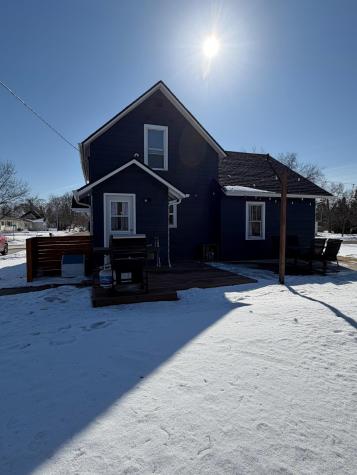 547 3rd Avenue NW Perham MN 56573